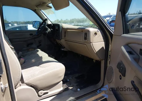 2004 Chevrolet Silverado 2500Hd из США, поврежденный, VIN 1GCHC29G94E252991